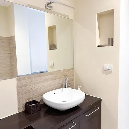 Oasis Of Design And Comfort With Terrace Apartment