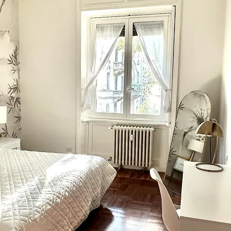 Apartment Oasis Of Design And Comfort With Terrace