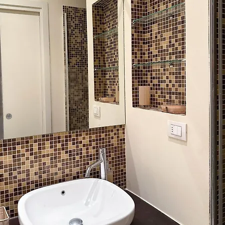 Oasis Of Design And Comfort With Terrace 아파트